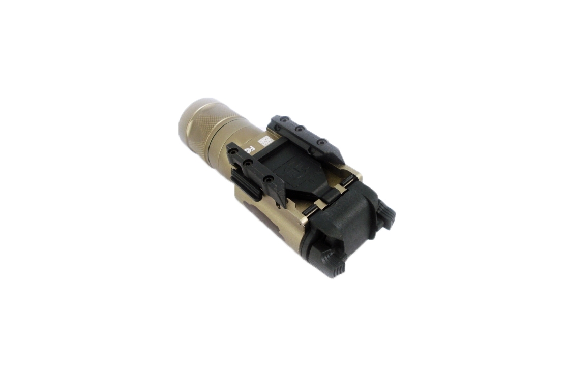 Element X300V Vampire Tactical LED Light with Strobe TAN